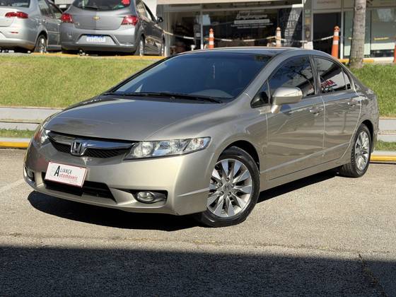 HONDA CIVIC 1.8 LXL SE 16V FLEX 4P AUTOMÁTICO HONDA CIVIC 1.8 LXL SE 16V FLEX 4P AUTOMÁTICO